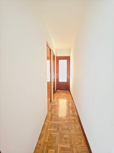 Foto 587da44c-e880-4b25-af0a-f56acce5c6d6. Pis a Portazgo Madrid
