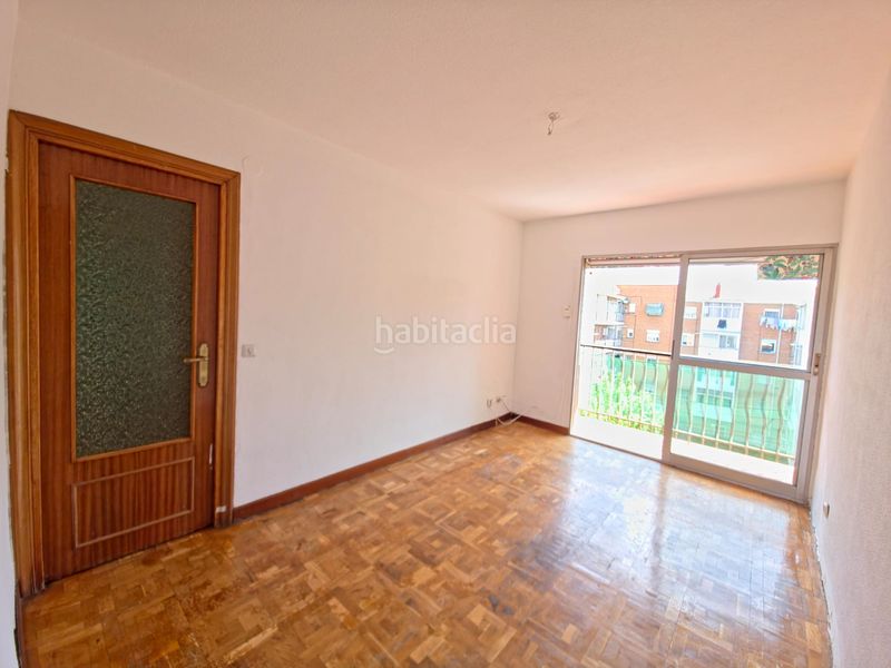 Foto bf01fa31-f558-4fc6-bc6b-8cd2fafbecb2. Pis a Portazgo Madrid