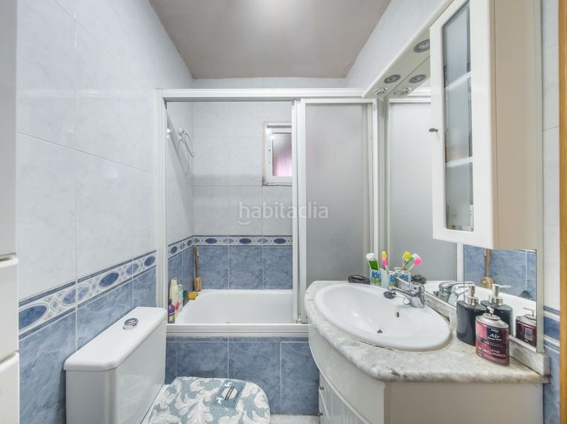 Foto f6650aaa-eb90-41d8-8bfe-49396085f142. Piso en Portazgo Madrid