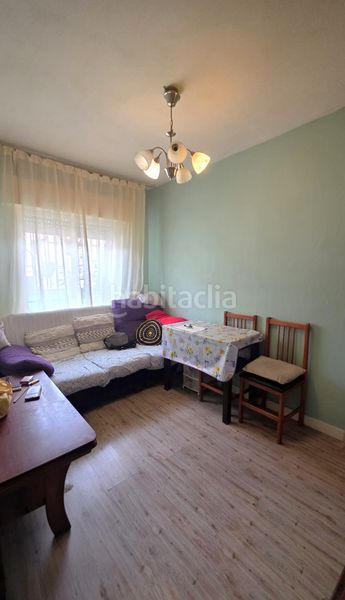 Foto d7276068-da45-41c9-8332-d8a9acb115f1. Pis a Portazgo Madrid
