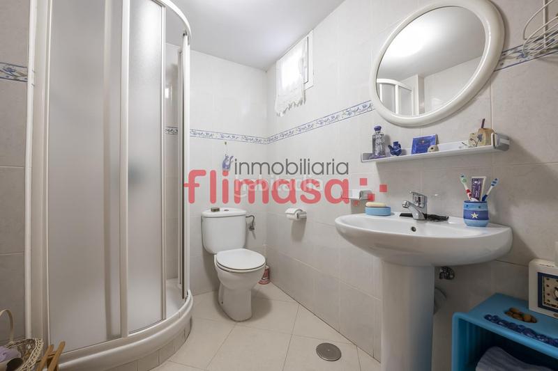 Foto 51726e86-bee1-48b9-98f5-f5aaa04ad7f3. Casa aparellada amb calefacció a Centro Villaviciosa de Odón