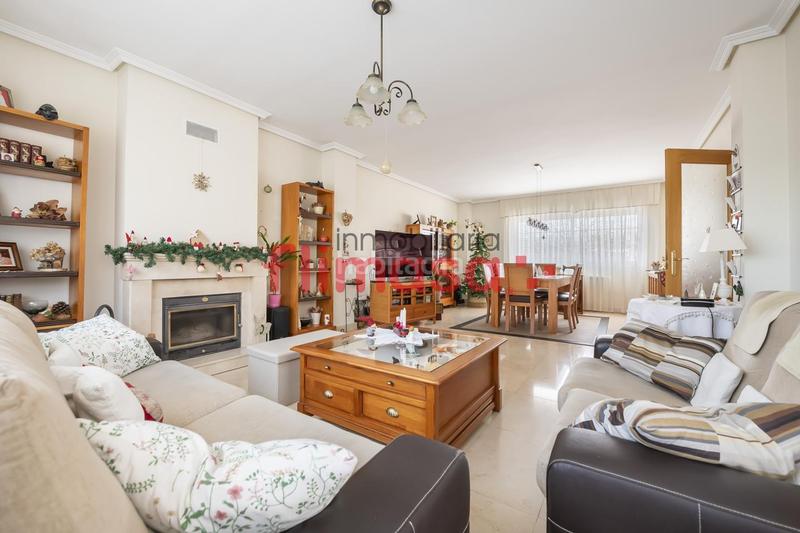 Foto 4ab9ab7b-00d9-491d-8e54-8bffcc036677. Maison jumelée avec chauffage dans Centro Villaviciosa de Odón