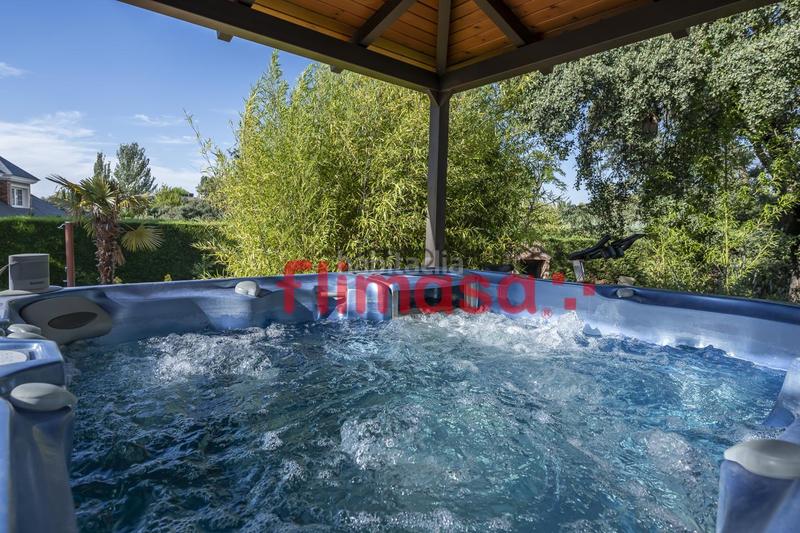 Foto 373f728d-8503-4dd8-81dc-db2acb50e0b0. Haus mit heizung pool in El Bosque Villaviciosa de Odón
