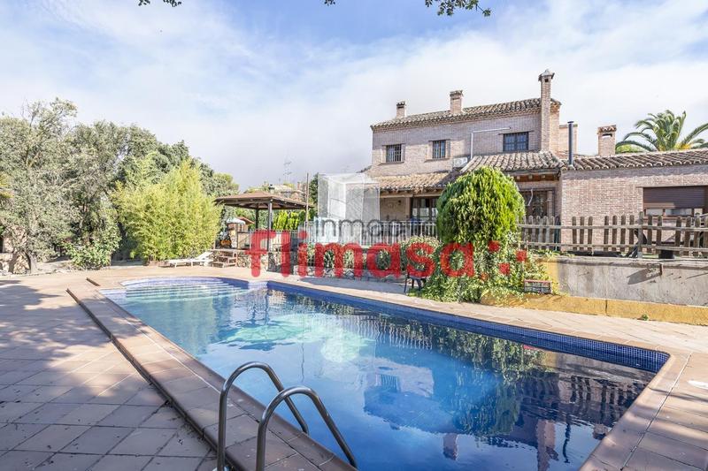 Foto af1430d7-d95a-4ddd-813d-131126ad1a5f. Haus mit heizung pool in El Bosque Villaviciosa de Odón