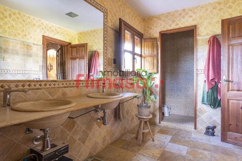 Foto 33e6238a-c01b-44b5-8ce3-b1784163f1cf. House with heating pool in El Bosque Villaviciosa de Odón