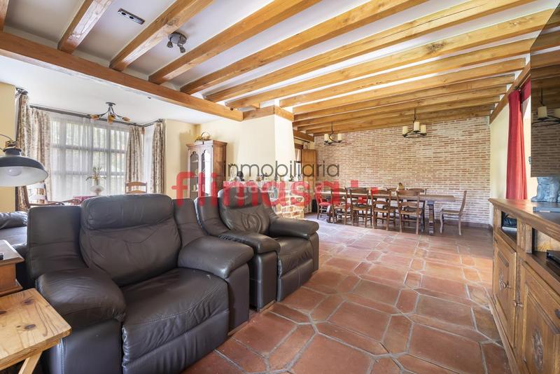 Foto 3ca3deb1-f79c-4e99-86d8-892a6592a9a6. House with heating pool in El Bosque Villaviciosa de Odón