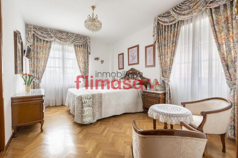 Foto 1f54221e-ab5d-4353-9208-438fb77173d2. Casa adossada a Castillo-Campodón Villaviciosa de Odón