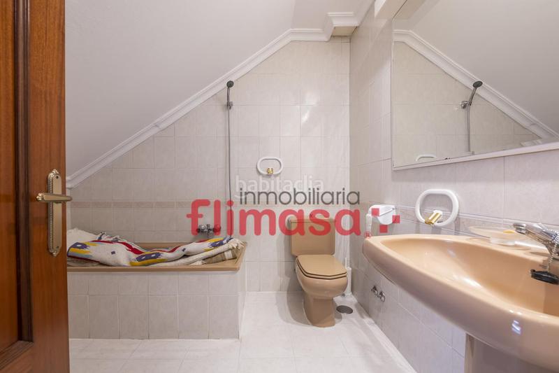 Foto c01f2753-a667-4709-b9f7-7942d4f91297. Casa adossada a Castillo-Campodón Villaviciosa de Odón