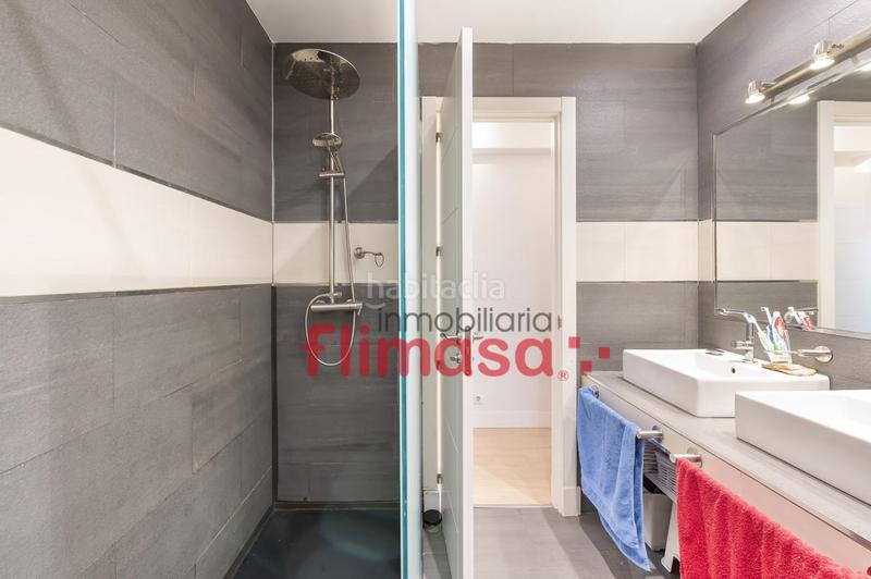 Foto bd1754ad-6aae-4db7-8e24-f0d0f5974732. Casa adossada amb piscina a Centro Villaviciosa de Odón
