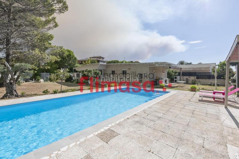 Foto 7b8ae608-1622-46f0-9b7d-f155ae388a35. Casa con piscina in Castillo-Campodón Villaviciosa de Odón