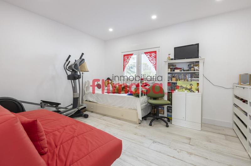 Foto f62f6f86-e52d-4415-a8c3-c5537f8f6a5c. Maison avec piscine dans Castillo-Campodón Villaviciosa de Odón