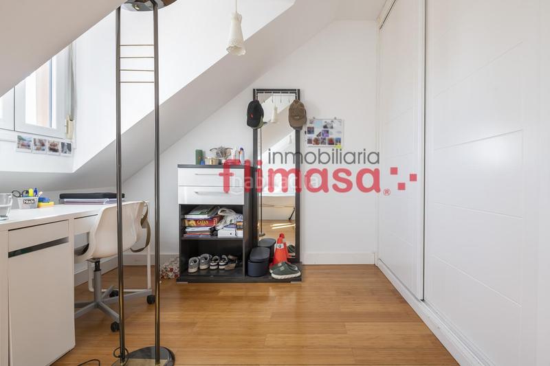 Foto 7bea13fb-0b54-4fdb-bf6d-cd06b07ca172. Zweistöckige wohnung mit parking in Centro Villaviciosa de Odón