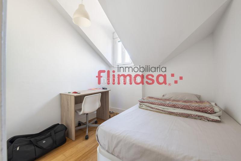 Foto eb534698-7a3c-44c2-b8bb-75c282bb58dc. Zweistöckige wohnung mit parking in Centro Villaviciosa de Odón