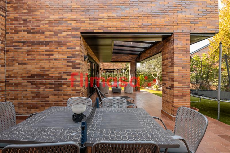 Foto 21e8a299-7f11-4b1a-97fd-1af67d97fb3e. Doppelhaus mit heizung parking pool in Castillo-Campodón Villaviciosa de Odón