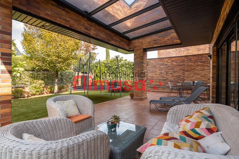 Foto ad11beda-270d-4485-955e-fa142274e42c. Doppelhaus mit heizung parking pool in Castillo-Campodón Villaviciosa de Odón