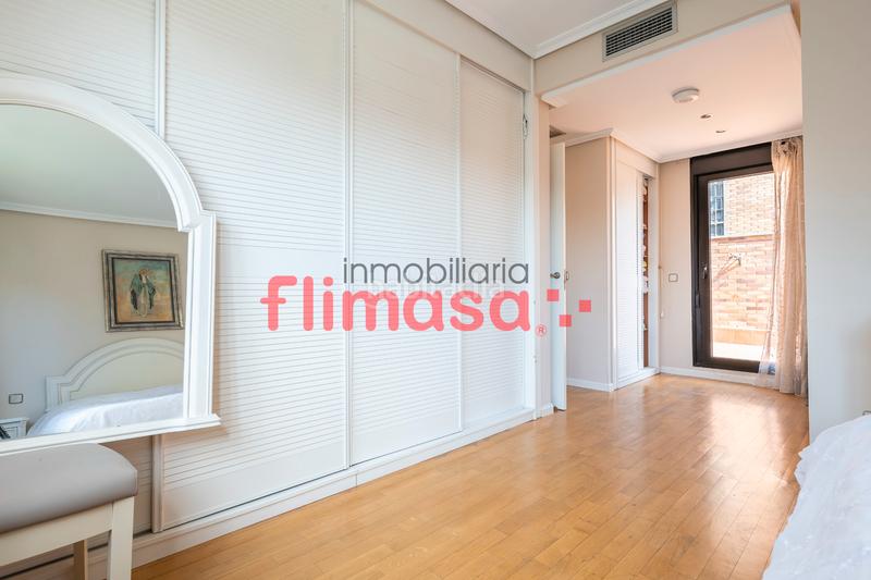 Foto bd4981a8-ee9b-4055-8e42-ad33fb920fbd. Doppelhaus mit heizung parking pool in Castillo-Campodón Villaviciosa de Odón