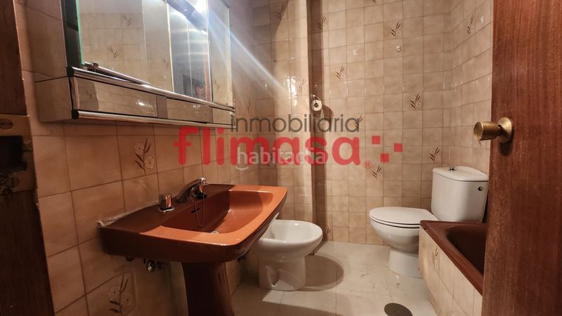 Foto 4a68358f-4262-4457-a9d9-913aef7fa3d2. Pis amb aparcament a Acacias Madrid