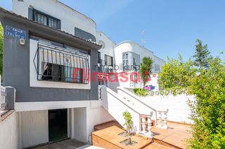 Semi detached house in Centro. Chalet adosado en casco urbano