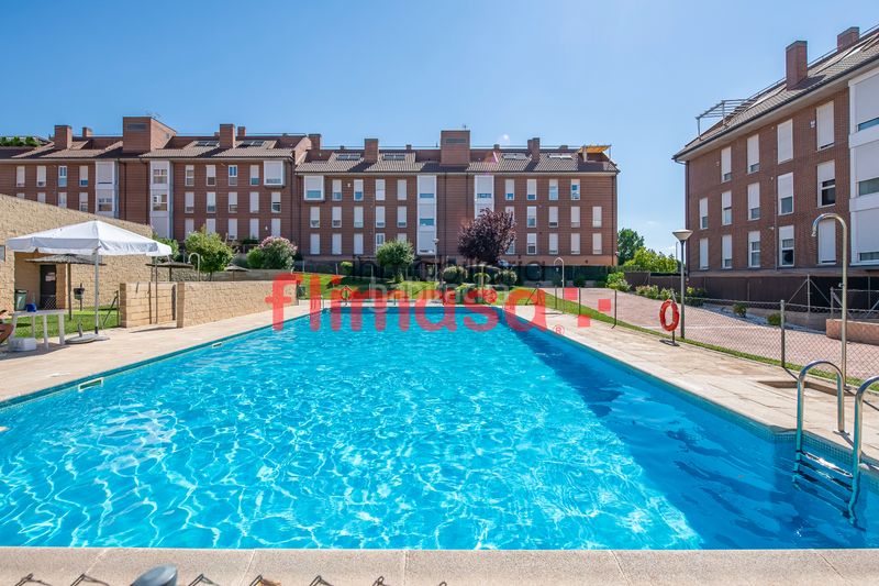 Foto 2bdf1af9-18f0-4256-9db8-c4a4d7e3dcea. Dúplex amb calefacció aparcament piscina a Urbanización El Mediterráneo Arroyomolinos