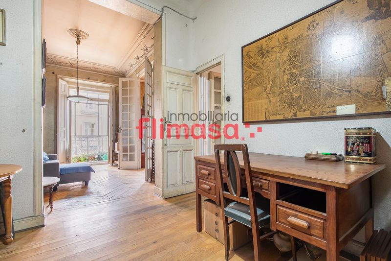 Foto ffab9c0a-d6cb-49e0-b8bb-b6bed12164fe. Pis amb calefacció a Palacio Madrid