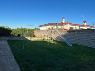Pis a Pueblo. Chalet independiente con piscina en sant gregori