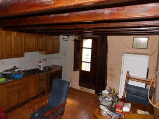 Casa a Cálig. Casa para reformar