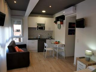 Miete Studiowohnung  N/a. Estudios en el centro de septiembre a junio