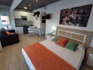 Location Studio  N/a. Bonito estudio centrico de septeimbre a junio