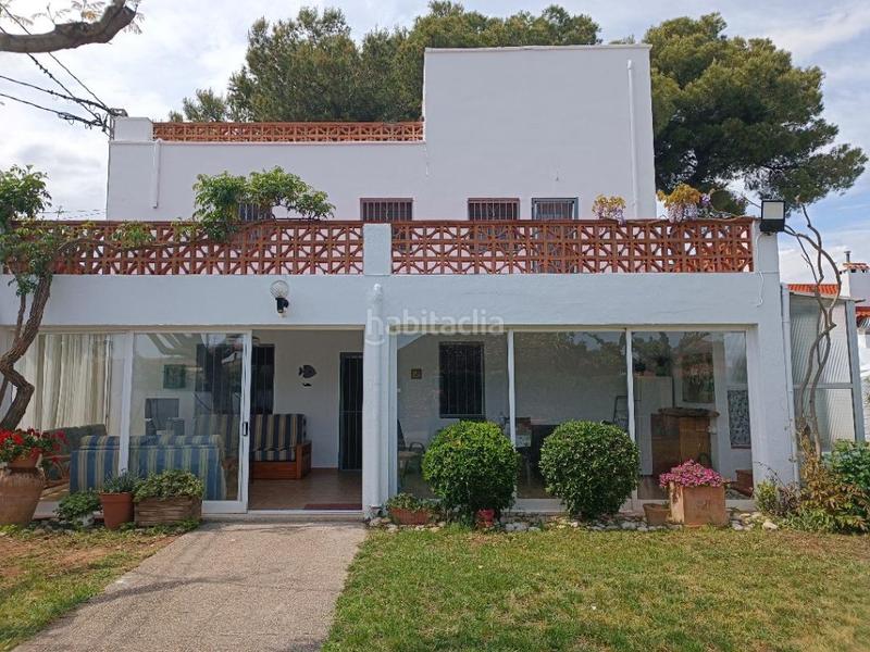 Foto f81f1133-1939-4af4-af67-70a76a8989b0. Lloguer xalet amb aparcament a Papa Luna - Platja del Gurugú Benicarló