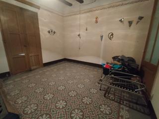 Maison  Calle sant joan de. Casa en el centro a reformar