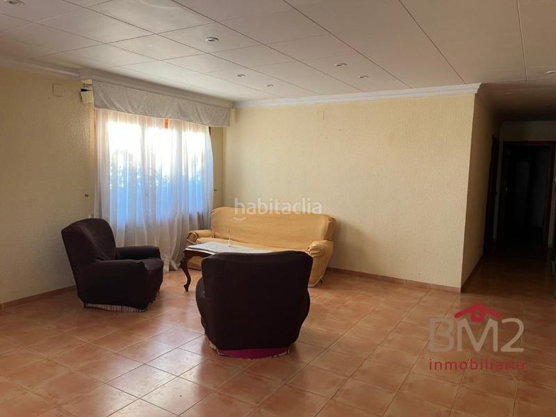 Foto c3f85b31-f12b-4068-81c8-615cd59e8424. Xalet amb aparcament a Pueblo Benicarló