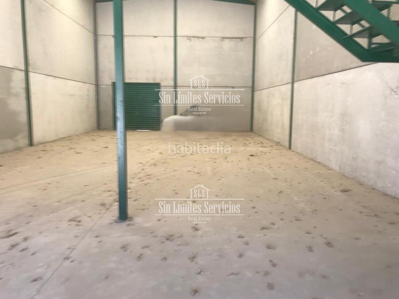 Foto 75c561fc-61a7-47cb-a2d7-85d65c990c9b. Industrial building in Yuncos