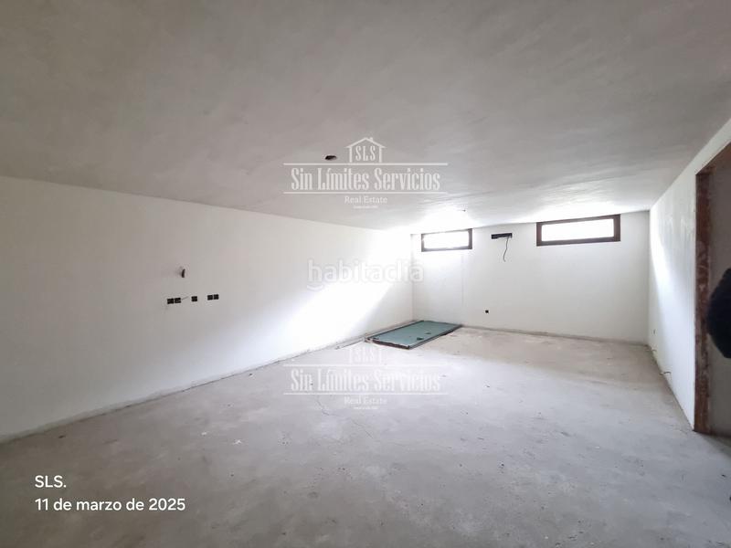 Foto b6a41ec0-32fd-4952-8c23-eb4f28c11609. Casa expectacular chalet de obra nueva terminado o sin terminar en Griñón