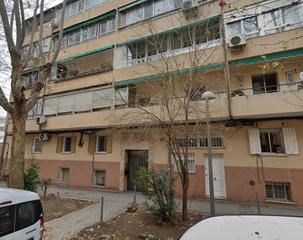 Appartement à Valldemosa 12. Piso bajo de dos habitaciones, en madrid excelente ubicación.