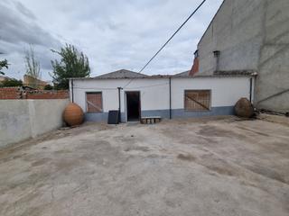 Terreny residencial a Centro. Parcela ideal para construir, en el mismo casco urbano de navalc