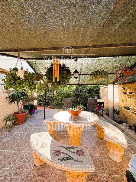 Foto 0620abf3-3666-4117-ac98-6e1ba16bff03. Casa chalet pareado con cuatro habitaciones en Serranillos del Valle