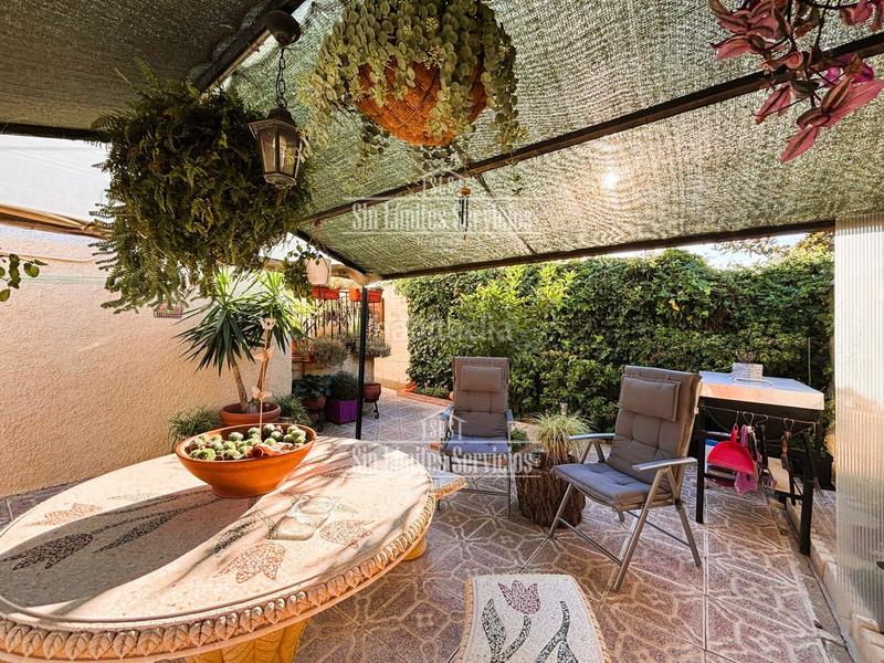 Foto c53012f0-d28f-4a96-9dbb-d617946903d7. Casa chalet pareado con cuatro habitaciones en Serranillos del Valle