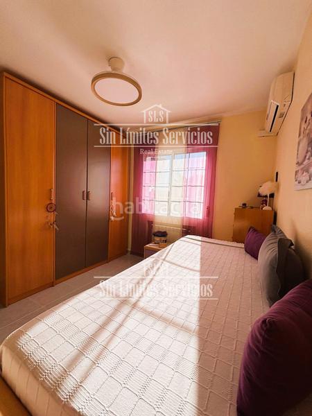 Foto d6e488d5-56b2-4648-b9ae-1e5d526bc0eb. Casa chalet pareado con cuatro habitaciones en Serranillos del Valle