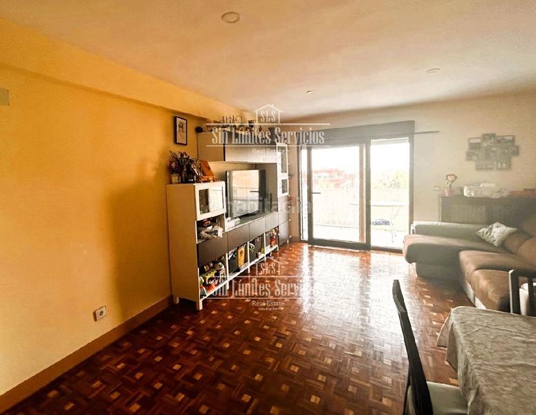 Foto d8e09c75-71ef-4d13-8eb3-c6d2af754507. Flat with heating pool in Norte-Universidad Móstoles