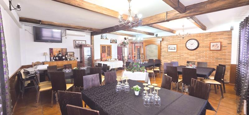 Foto 98735d88-8ddb-4c50-ab51-83b3f25b9a44. Local comercial oportunidad única! venta de restaurante en Fuenlabrada