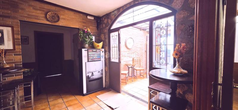 Foto f77023ab-6c13-4b50-8f30-c8a459d3f37b. Local comercial oportunidad única! venta de restaurante en Fuenlabrada