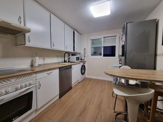 Piso  Pradillo de la villa. Sin l�mites servicios vende en exclusiva piso en el casco urbano