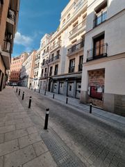 Flat in Embajadores-Lavapiés