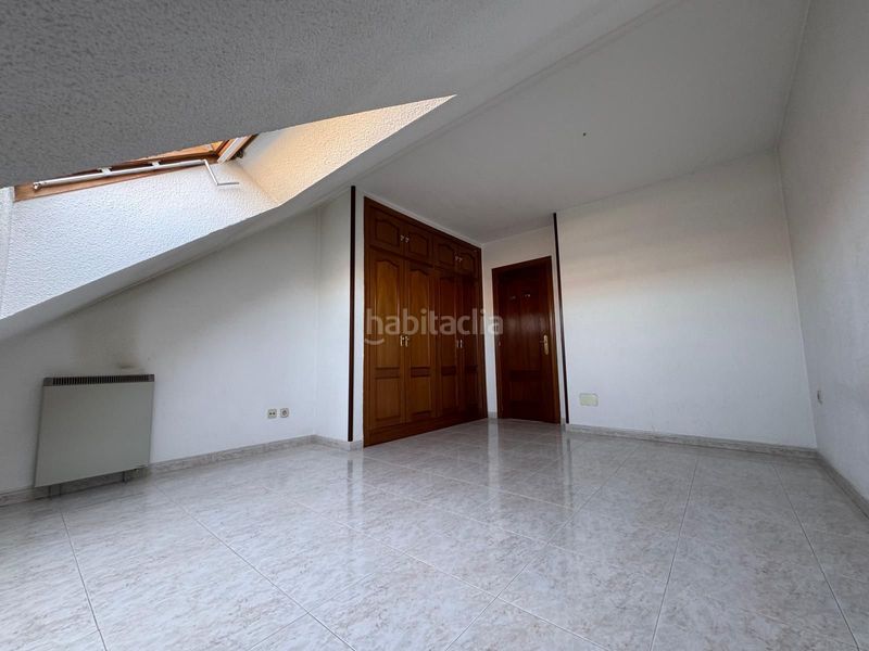 Foto 6f3dbb25-5c0b-4871-84e3-72a0d19359ea. Dúplex amb calefacció aparcament piscina a Sevilla la Nueva