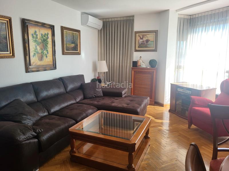 Foto 01fc4b96-22de-45f7-a395-5d38b38d1985. Piso en Los Rosales Madrid
