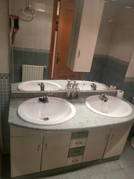 Foto a3af7686-2aa9-40ee-bbaf-51acc33a9e05. Piso en Los Rosales Madrid