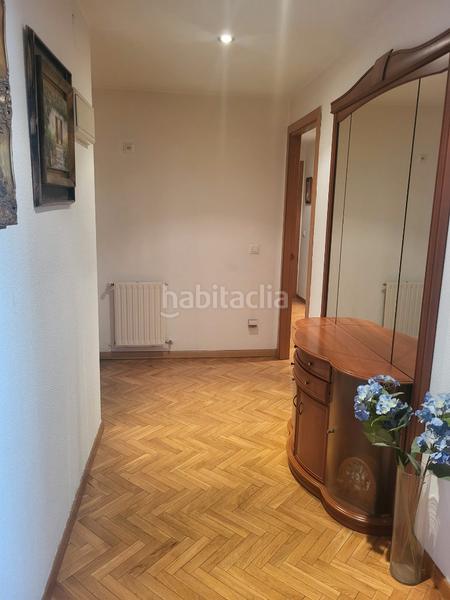 Foto a629719c-87c7-4edc-a08b-07e7ec3de72c. Piso en Los Rosales Madrid