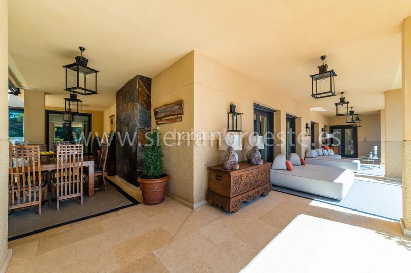 Foto 74663c5c-31bc-454c-b222-ad46f0a1ede3. Chalet with fireplace heating parking pool in La Berzosilla Torrelodones