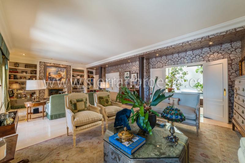 Foto e6d98164-1e38-4b2f-a90c-565de87b9a16. Chalet with fireplace heating parking pool in La Berzosilla Torrelodones