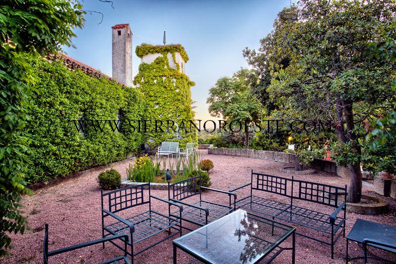 Foto c9ca1b74-e573-4563-b8d0-6f384557df2c. Masía finca rústica de 85.800 m2. en Colonia Torrelodones